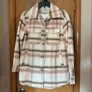 women’s medium weight 4 pockets lined pink brown plaid coat